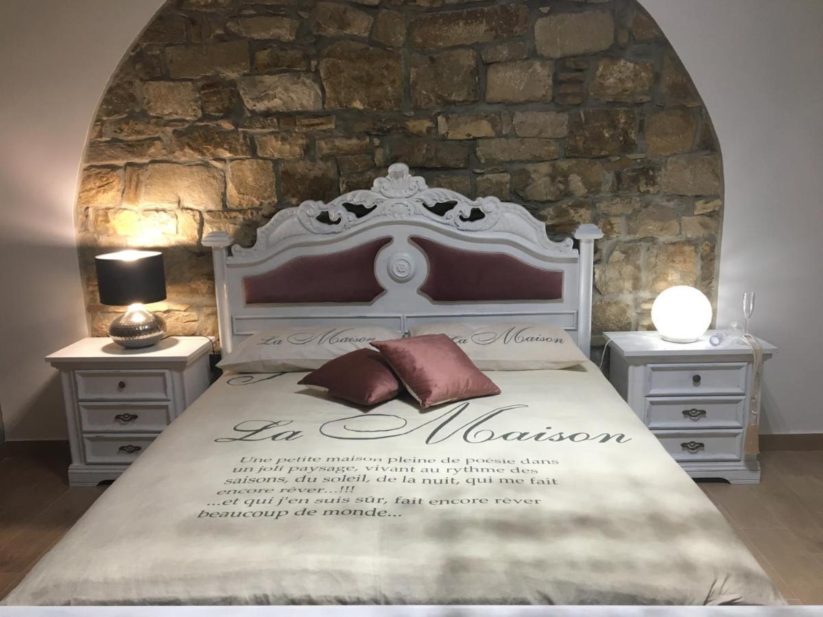 Gesualdo Da Venosa Bed & Breakfast ภายนอก รูปภาพ