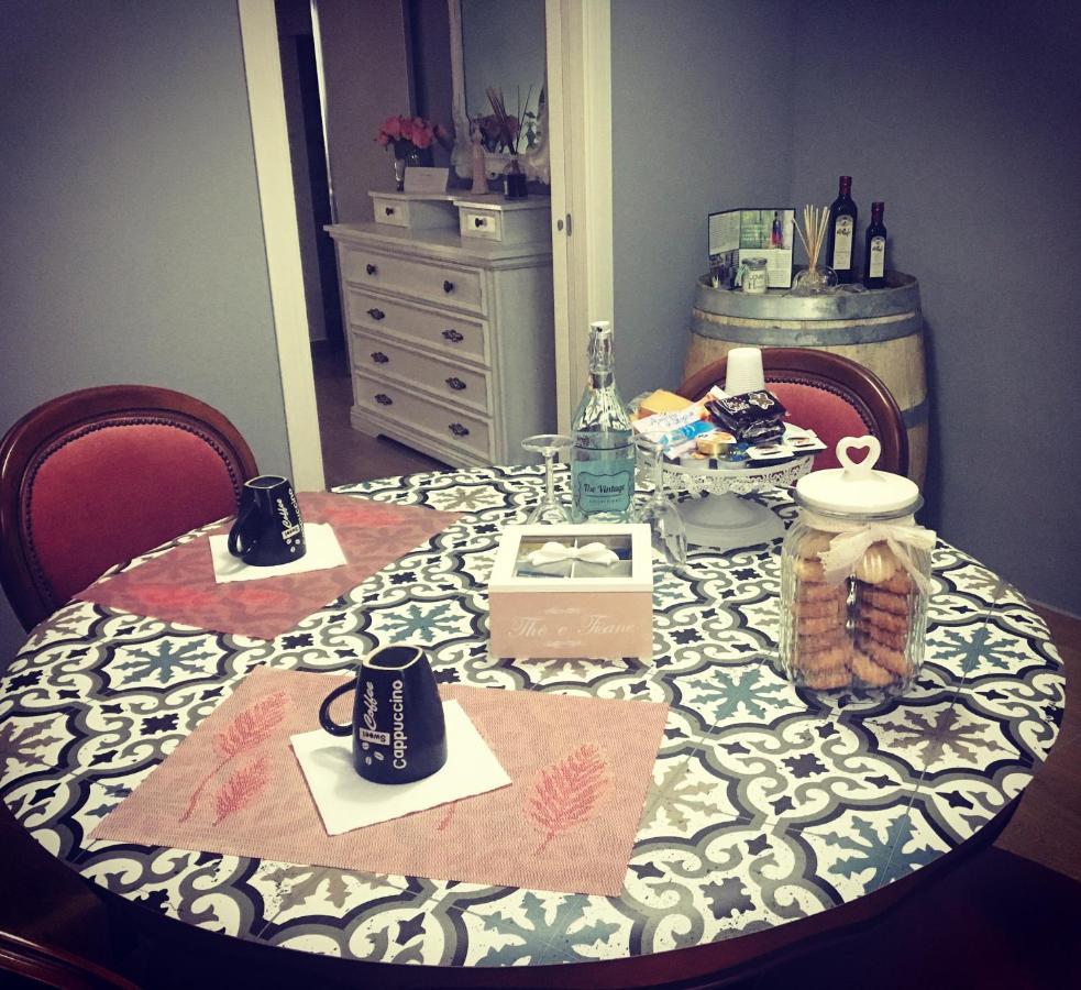 Gesualdo Da Venosa Bed & Breakfast ภายนอก รูปภาพ
