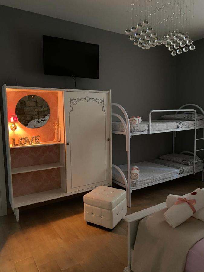 Gesualdo Da Venosa Bed & Breakfast ภายนอก รูปภาพ